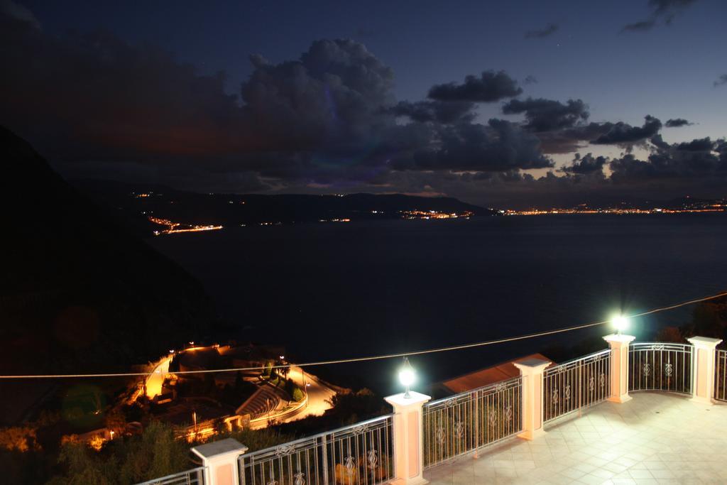 La Marinella Apartamento Palmi Exterior foto